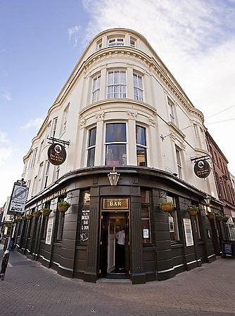 The Dickens Bar & Inn Scarborough Exterior foto