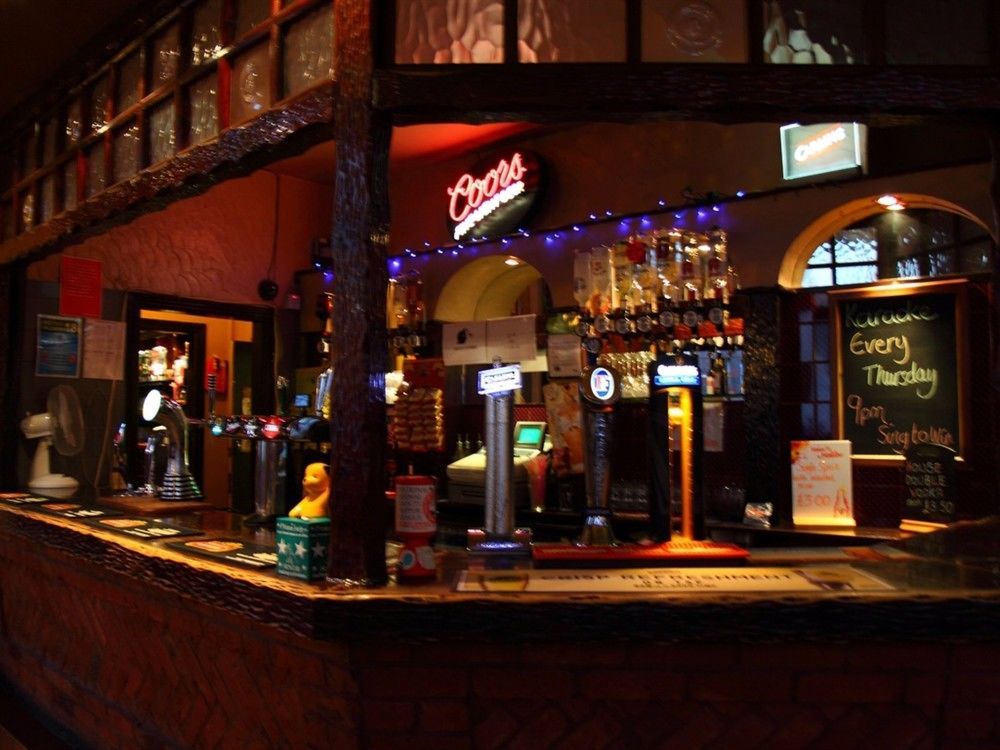 The Dickens Bar & Inn Scarborough Exterior foto