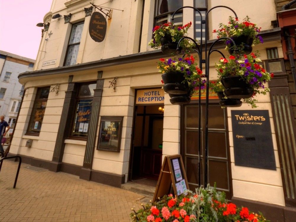The Dickens Bar & Inn Scarborough Exterior foto